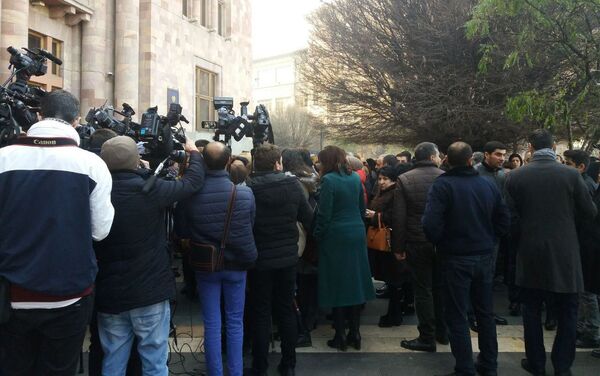 Акция протеста сотрудников Минкульта в связи с упразднением министерства  - Sputnik Армения