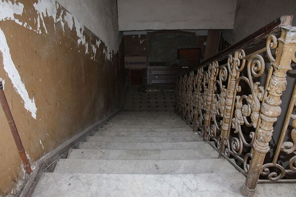 Раритет, выставленный на продажу: армянская жемчужина Тифлиса хранит множество тайн - Sputnik Армения