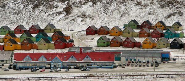 Поселок Лонгйир - административный центр Шпицбергена - Sputnik Армения