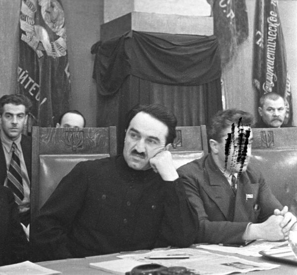 Народ хоронил своего врага - какую роль сыграл Берия в судьбе Микояна и Ханджяна - Sputnik Армения