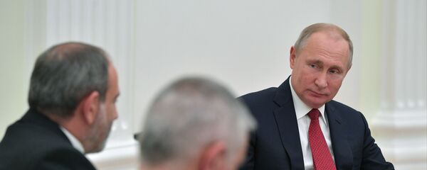 Встреча и.о. премьер-министра Армении Никола Пашиняна и президента России Владимира Путина (27 декабря 2018). Москвa - Sputnik Армения