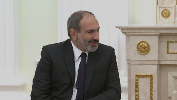  Встреча и.о. премьер-министра Армении Никола Пашиняна и президента России Владимира Путина - Sputnik Армения
