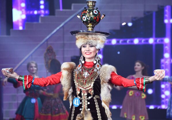 Участница международного конкурса Посланница красоты в Маньчжурии - Sputnik Армения