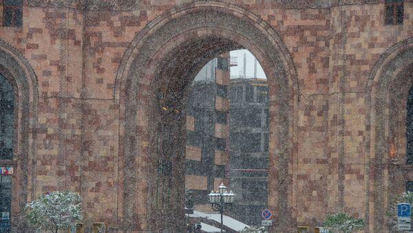 Первый снег в Ереване - Sputnik Արմենիա