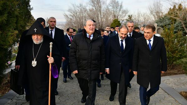Президент Армен Саркисян посетил мемориальный комплекс Ераблур - Sputnik Արմենիա