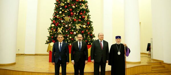 Ара Баблоян, Никол Пашинян, Армен Саркисян и Гарегин II Ара Баблоян, Никол Пашинян, Армен Саркисян и Гарегин II - Sputnik Արմենիա