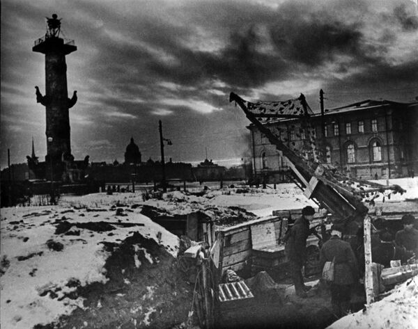 Герой Ашот Каспаров: выжил в Великой Отечественной, потерял сыновей в Карабахской войне - Sputnik Армения