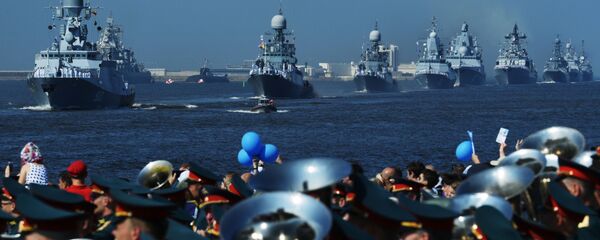 Корабли ВМФ России на главном военно-морском параде в Кронштадте - Sputnik Армения