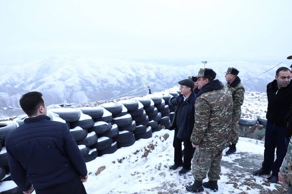 У ВС Армении хватит решимости гарантировать безопасность Карабаха – глава МИД - Sputnik Армения