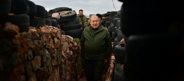 Президент РА Армен Саркисян посетил военные базы Вооруженных сил Армении - Sputnik Արմենիա