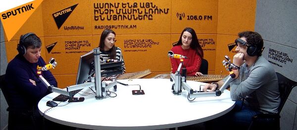 Ուրիշ նորություններ-Լիլիթ Գևորգյան և Սուսաննա Մանասերյան (31.12.18) Ուրիշ նորություններ-Լիլիթ Գևորգյան և Սուսաննա Մանասերյան (31.12.18) - Sputnik Արմենիա