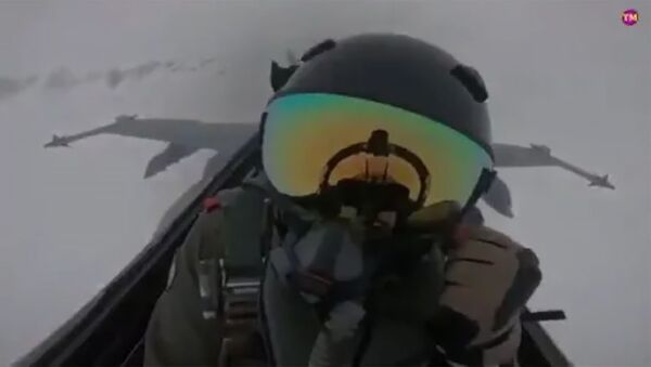 Молния попала в истребитель F-18 - Sputnik Արմենիա