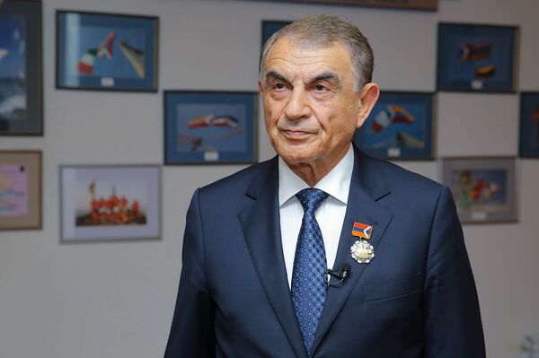 Հայաստանում նա երբեք աշխատավարձ չի ստացել. ինչ են պատմում Հրայր Հովակիմյանի մասին - Sputnik Արմենիա