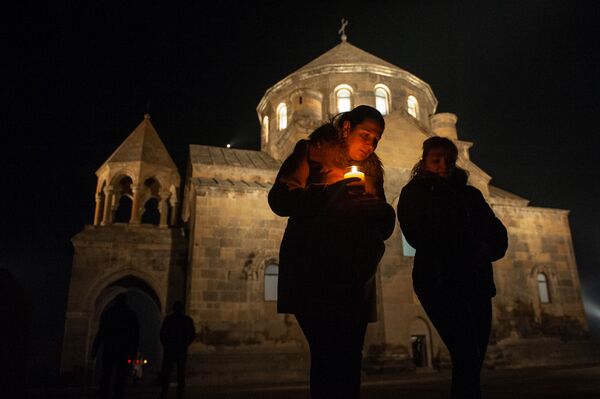 Благодаря Рипсимэ Армения стала первой христианской страной: в Калмыкии нашли мощи Благодаря Рипсимэ Армения стала первой христианской страной: в Калмыкии нашли мощи - Sputnik Армения