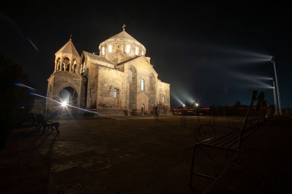 Благодаря Рипсимэ Армения стала первой христианской страной: в Калмыкии нашли мощи Благодаря Рипсимэ Армения стала первой христианской страной: в Калмыкии нашли мощи - Sputnik Армения
