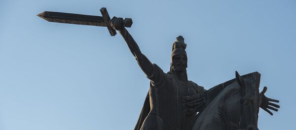 Памятник Вардану Мамиконяну  - Sputnik Армения