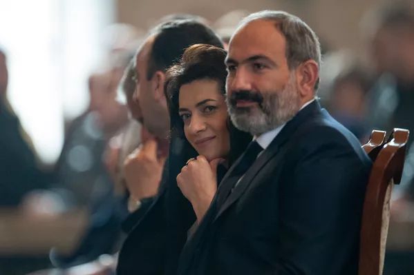 Рождественская служба в церкви Сурб Григор Лусаворич (6 января 2019). Еревaн - Sputnik Армения