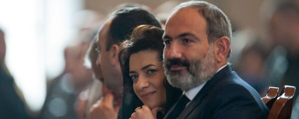 Рождественская служба в церкви Сурб Григор Лусаворич (6 января 2019). Еревaн Рождественская служба в церкви Сурб Григор Лусаворич (6 января 2019). Еревaн - Sputnik Արմենիա