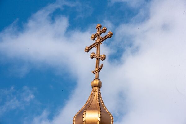 Սուրբծննդյան ուրախությունն ու եղբայրների համար տխրությունը. ուղղափառները նշում են տոնը Սուրբծննդյան ուրախությունն ու եղբայրների համար տխրությունը. ուղղափառները նշում են տոնը - Sputnik Արմենիա