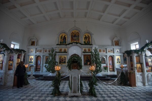 Радость Рождества, печаль за братьев: православные в Армении отмечают праздник - Sputnik Армения
