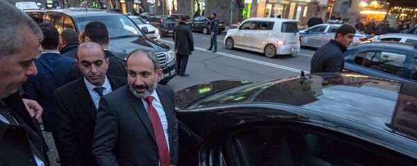 И.о. премьер-министра Никол Пашинян ответил на вопросы журналистов (7 января 2019). Еревaн И.о. премьер-министра Никол Пашинян ответил на вопросы журналистов (7 января 2019). Еревaн - Sputnik Արմենիա