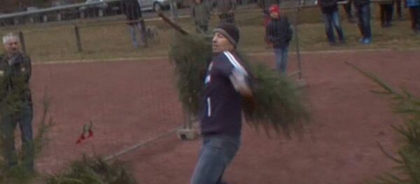 Метание Рождественских елок Метание Рождественских елок - Sputnik Արմենիա