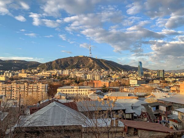 Медом намазанная Грузия, или Экономия в ущерб армянской гордости - Sputnik Армения