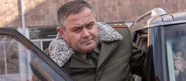Начальник генерального штаба ВС Армении Артак Давтян в республиканском сборном пункте в первый день зимнего призыва (8 января 2019). Еревaн - Sputnik Արմենիա