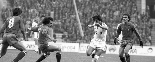 Кандидат в члены олимпийской сборной СССР по футболу Хорен Оганесян во время игры (1 июля 1983). Москвa - Sputnik Армения