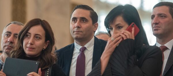 Церемония вручения мандатов депутатам 7-го созыва Национального Собрания Армении (10 января 2019). Еревaн Церемония вручения мандатов депутатам 7-го созыва Национального Собрания Армении (10 января 2019). Еревaн - Sputnik Արմենիա