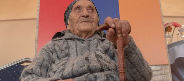 Бавакан Пилоян на церемонии вручения мандатов депутатам Национального Собрания Армении 7-го созыва (10 января 2019). Еревaн Бавакан Пилоян на церемонии вручения мандатов депутатам Национального Собрания Армении 7-го созыва (10 января 2019). Еревaн - Sputnik Արմենիա