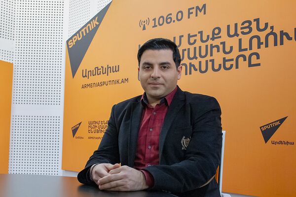 Տոն, որ կրկնակի են նշում քաղաքագետը, գիտնականն ու սեքսապաթոլոգը - Sputnik Արմենիա