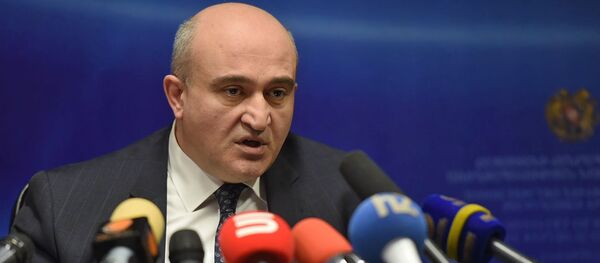 Руководитель Нац.центра по контролю и профилактике заболеваний Артавазд Ванян на брифинге (11 января 2019). Еревaн - Sputnik Արմենիա