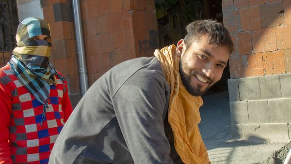 Индийский студент Анкуш Кумар, работающий на стройке в Армении - Sputnik Արմենիա
