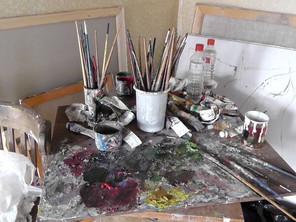 Кисти и краски художника Арама Назаряна Кисти и краски художника Арама Назаряна - Sputnik Արմենիա