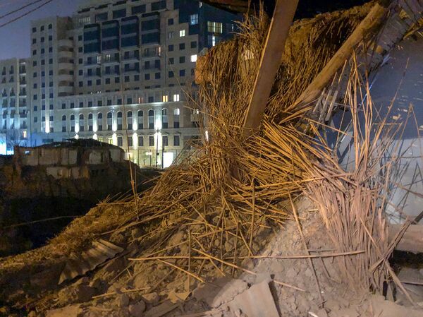 Пашиняна уважаю, но Ереван дороже: Месчян рассказал о французских планах на город Пашиняна уважаю, но Ереван дороже: Месчян рассказал о французских планах на город - Sputnik Армения