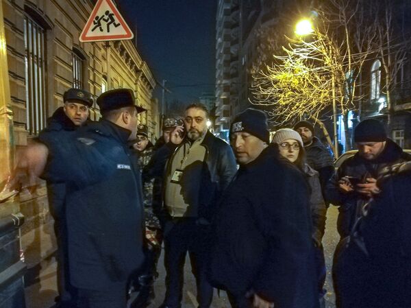 Задняя часть исторического здания на улице Арами обрушилась - фото - Sputnik Армения