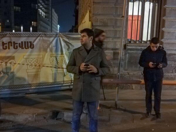 Задняя часть исторического здания на улице Арами обрушилась - фото - Sputnik Армения