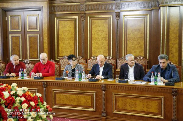 Եթե այդ մարդուն նշանակես նախարար կամ վարչապետ, ամբողջ երկիրը 5 րոպեում կթալանի. Փաշինյան Եթե այդ մարդուն նշանակես նախարար կամ վարչապետ, ամբողջ երկիրը 5 րոպեում կթալանի. Փաշինյան - Sputnik Արմենիա