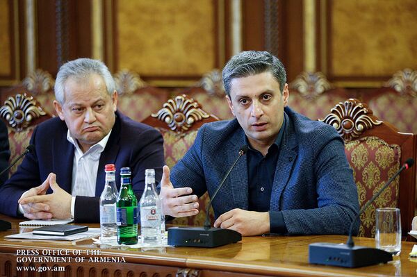 Եթե այդ մարդուն նշանակես նախարար կամ վարչապետ, ամբողջ երկիրը 5 րոպեում կթալանի. Փաշինյան Եթե այդ մարդուն նշանակես նախարար կամ վարչապետ, ամբողջ երկիրը 5 րոպեում կթալանի. Փաշինյան - Sputnik Արմենիա