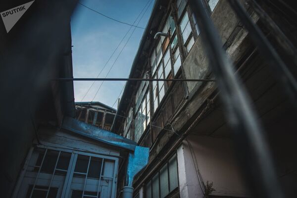 Все дома в старом Тбилиси обладают непередаваемым колоритом - Sputnik Армения