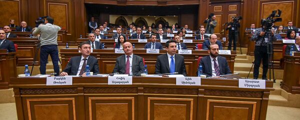 Первое заседание Парламента Армении 7-го созыва (14 января 2019). Еревaн Первое заседание Парламента Армении 7-го созыва (14 января 2019). Еревaн - Sputnik Армения