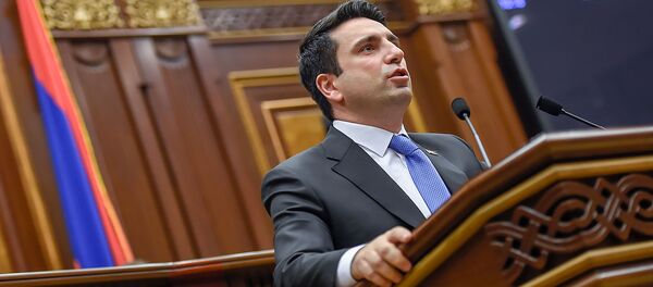 Выступление Алена Симоняна во время первого заседания парламента Армении 7-го созыва (14 января 2019). Еревaн - Sputnik Արմենիա