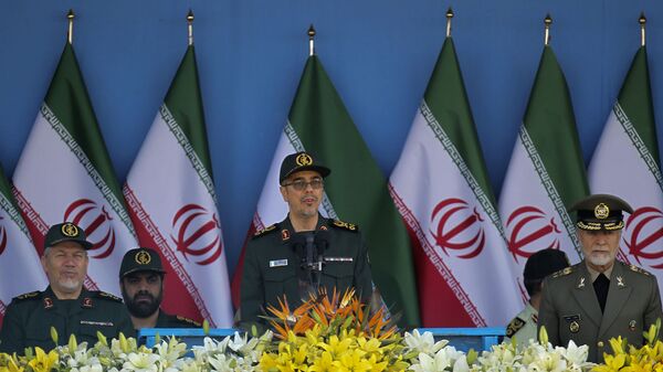Начальник штаба Вооруженных сил Ирана Мохаммад Багери выступает во время ежегодного военного парада (21 сентября 2016). Тегеран - Sputnik Армения