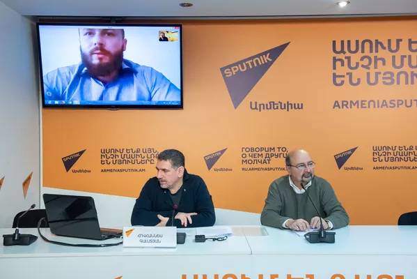 Пресс-конференция режиссера Ованнеса Галстяна - Sputnik Армения