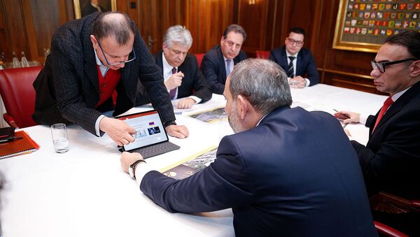 Премьер-министр Никол Пашинян встретился с предпринимателями (21 января 2019). Цюрих - Sputnik Армения