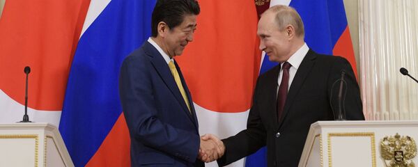 Президент РФ В. Путин встретился с премьер-министром Японии С. Абэ - Sputnik Армения