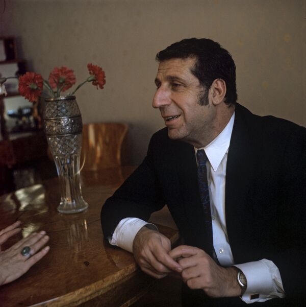 Композитор Арно Арутюнович Бабаджанян - Sputnik Армения