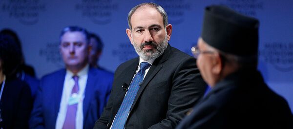 Премьер-министр Армении Никол Пашинян принял участие на тематическом обсуждении Формировка будущего демократии (23 января 2019). Давос - Sputnik Армения