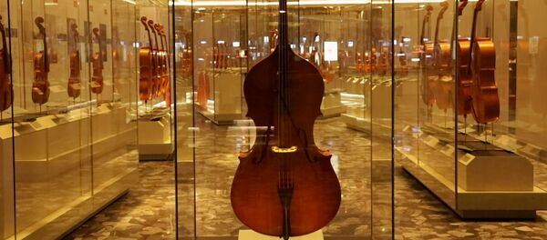 В итальянском городе перекрыли улицы ради музыки В итальянском городе перекрыли улицы ради музыки - Sputnik Արմենիա